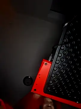 bigboytoy912 online show from April 18, 2026, 3:10 am