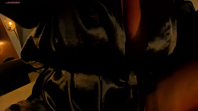 SavannahStorm online show from November 13, 2025, 10:58 am