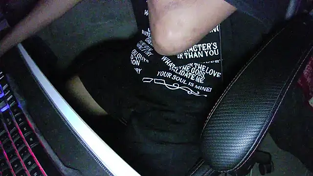 Snapshot of el_flaco_tj chatting on October 6, 2025, 8:34 am el flaco tj online show from October 6, 2025, 8:34 am