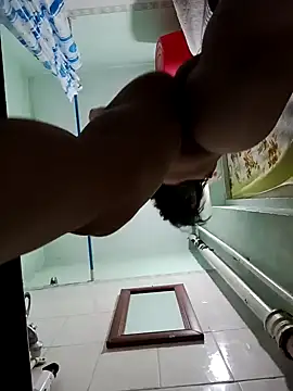 Snapshot of MikaKors chatting on December 20, 2024, 3:25 am MikaKors online show from December 20, 2024, 3:25 am