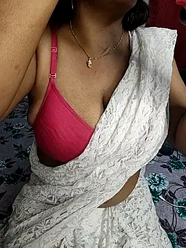 Snapshot of Cute_Kritika chatting on April 5, 2026, 4:20 am Cute Kritika online show from April 5, 2026, 4:20 am