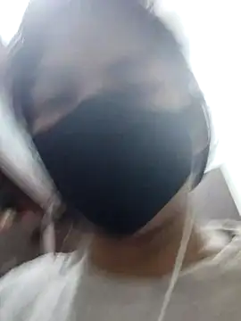 illay love online show from December 15, 2025, 3:33 am