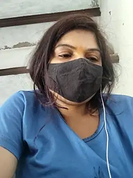 Snapshot of illay_love chatting on March 3, 2026, 7:25 am illay love online show from March 3, 2026, 7:25 am