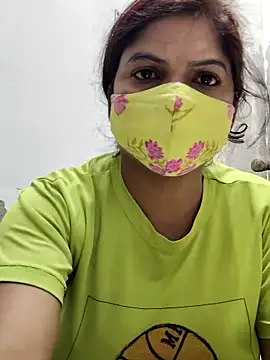 Snapshot of illay_love chatting on March 10, 2026, 4:50 am illay love online show from March 10, 2026, 4:50 am