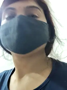 Snapshot of illay_love chatting on March 17, 2026, 5:55 am illay love online show from March 17, 2026, 5:55 am