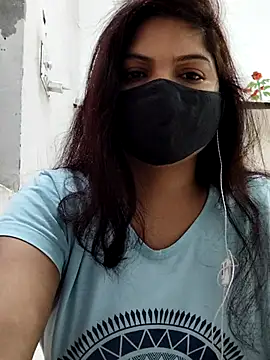 Snapshot of illay_love chatting on March 21, 2026, 12:10 pm illay love online show from March 21, 2026, 12:10 pm