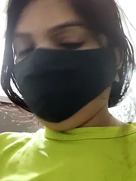 Snapshot of illay_love chatting on March 23, 2026, 3:32 am illay love online show from March 23, 2026, 3:32 am