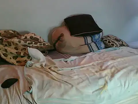 Horny208 online show from October 10, 2025, 2:16 pm