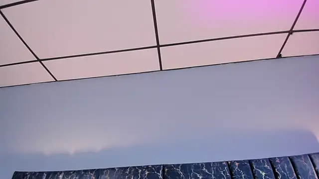 Sophia Lemos online show from September 22, 2025, 1:24 pm