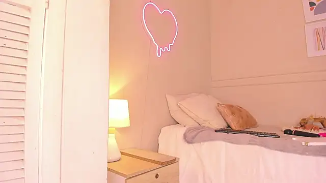 Snapshot of zoe_sky_ chatting on November 11, 2025, 12:05 pm zoe sky online show from November 11, 2025, 12:05 pm