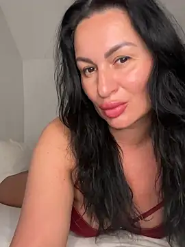 Helena7077 online show from June 13, 2026, 10:29 pm