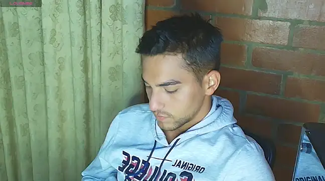 Leandro valenzuela online show from February 16, 2025, 12:08 am