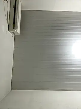 Jhullyfonseca online show from November 5, 2025, 8:20 pm