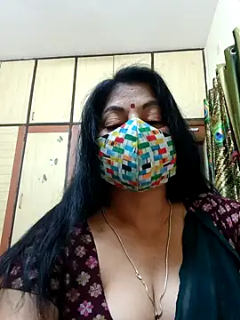 Snapshot of Ratna-777 chatting on March 18, 2025, 6:15 pm Ratna-777 online show from March 18, 2025, 6:15 pm