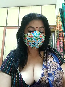 Snapshot of Ratna-777 chatting on November 7, 2025, 6:52 pm Ratna-777 online show from November 7, 2025, 6:52 pm