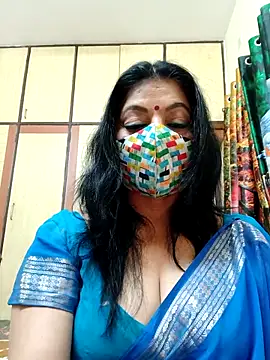 Snapshot of Ratna-777 chatting on December 19, 2025, 6:15 pm Ratna-777 online show from December 19, 2025, 6:15 pm