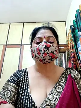 Snapshot of Ratna-777 chatting on March 10, 2026, 9:47 am Ratna-777 online show from March 10, 2026, 9:47 am