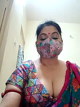 Snapshot of Ratna-777 chatting on March 13, 2026, 7:53 pm Ratna-777 online show from March 13, 2026, 7:53 pm