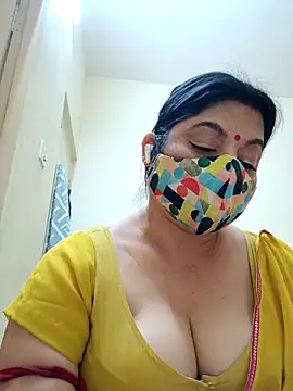 Snapshot of Ratna-777 chatting on March 15, 2026, 6:52 am Ratna-777 online show from March 15, 2026, 6:52 am