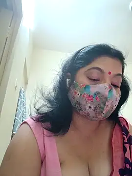 Snapshot of Ratna-777 chatting on April 2, 2026, 7:00 pm Ratna-777 online show from April 2, 2026, 7:00 pm