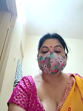 Snapshot of Ratna-777 chatting on April 8, 2026, 7:58 pm Ratna-777 online show from April 8, 2026, 7:58 pm