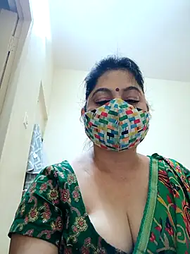 Snapshot of Ratna-777 chatting on April 14, 2026, 8:15 pm Ratna-777 online show from April 14, 2026, 8:15 pm