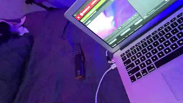 ChillzPnp online show from December 18, 2025, 10:27 pm