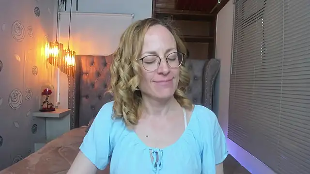 Snapshot of SammySanders chatting on March 19, 2025, 8:22 pm SammySanders online show from March 19, 2025, 8:22 pm