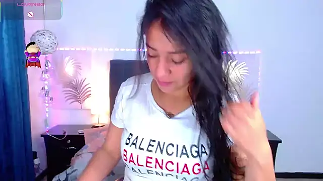 Snapshot of Julietacollins06 chatting on February 25, 2025, 1:28 pm Julietacollins06 online show from February 25, 2025, 1:28 pm