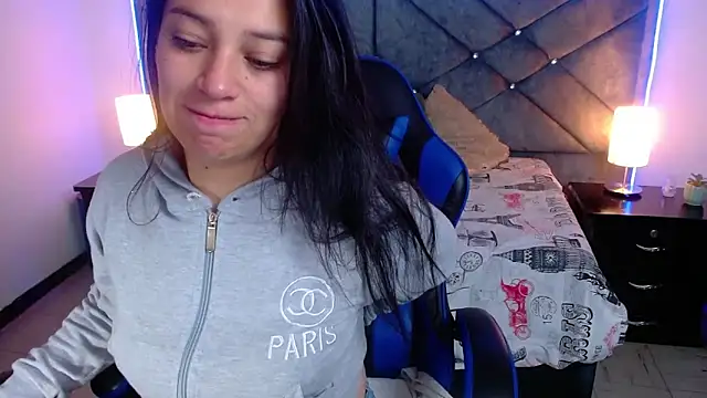 Snapshot of Julietacollins06 chatting on December 4, 2025, 1:31 pm Julietacollins06 online show from December 4, 2025, 1:31 pm