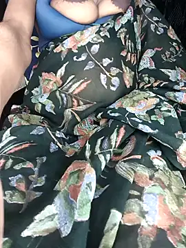 baby soni78690 online show from September 17, 2025, 6:20 pm