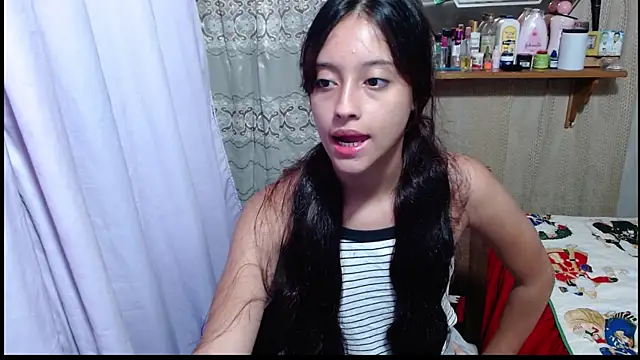 Lunawillis online show from November 24, 2025, 11:04 pm