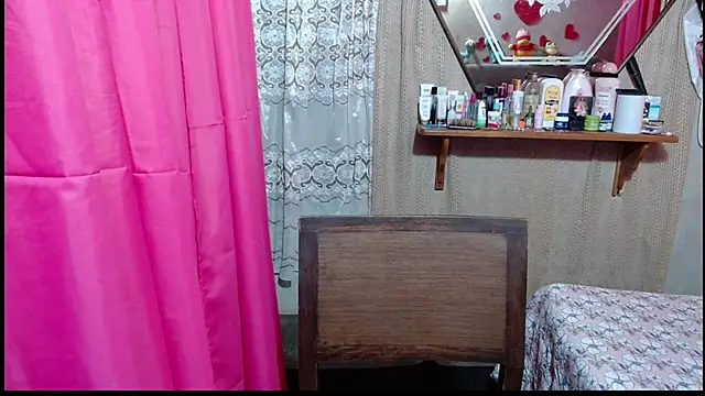 Lunawillis online show from January 8, 2026, 7:05 pm