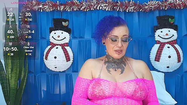 Snapshot of SandyyRose chatting on December 20, 2024, 5:40 pm SandyyRose online show from December 20, 2024, 5:40 pm