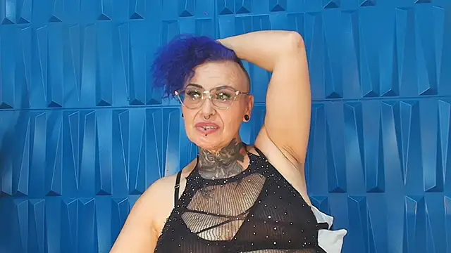 Snapshot of SandyyRose chatting on February 10, 2025, 9:25 pm SandyyRose online show from February 10, 2025, 9:25 pm
