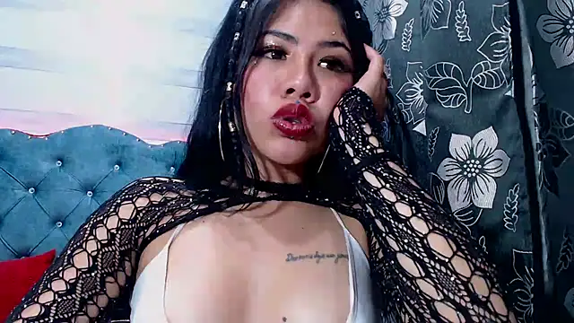 Snapshot of lily_jamesx chatting on February 26, 2025, 2:37 am lily jamesx online show from February 26, 2025, 2:37 am