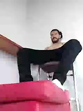 AndresSmith   online show from December 14, 2024, 9:45 pm