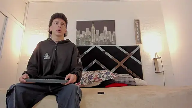 nakedfoam1 online show from November 19, 2025, 4:56 am