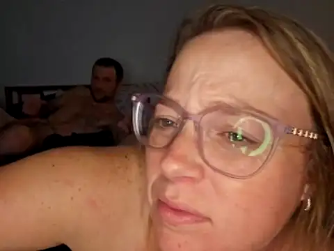 MrandMrsPooks online show from November 14, 2025, 7:18 am