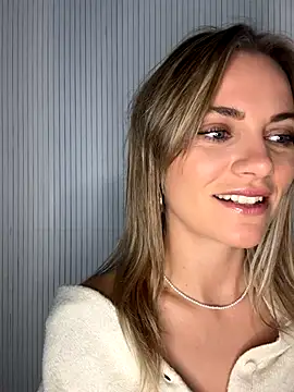 Snapshot of Milla__one chatting on September 25, 2025, 6:39 am Milla  one online show from September 25, 2025, 6:39 am