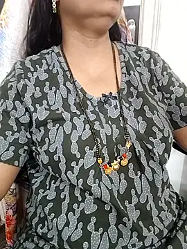 Deepthi Mysore online show from September 9, 2025, 4:39 pm