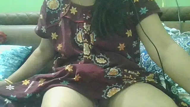 couplesuni online show from November 6, 2025, 5:41 am