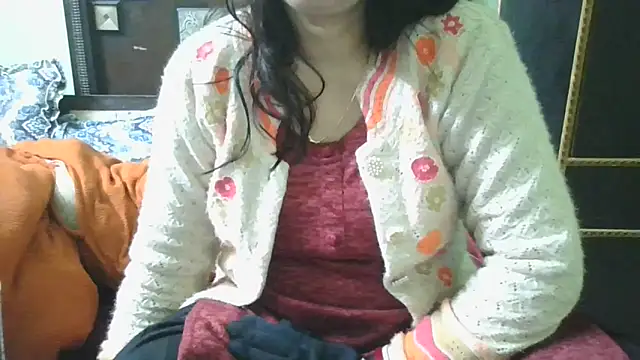 couplesuni online show from December 17, 2025, 4:29 am