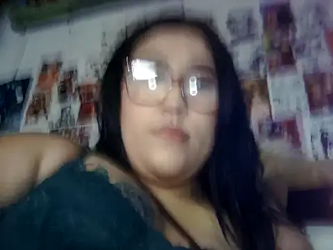 Snapshot of dafne19_ chatting on February 1, 2026, 4:00 am dafne19 online show from February 1, 2026, 4:00 am