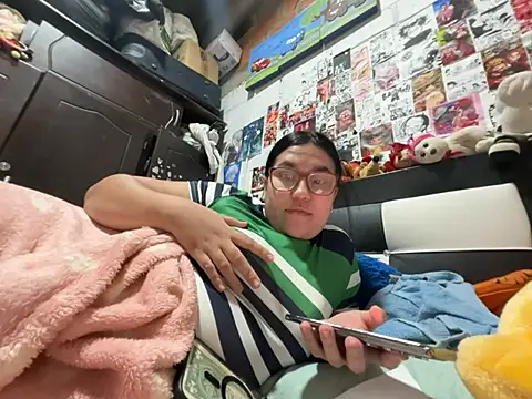 Snapshot of dafne19_ chatting on February 14, 2026, 2:19 am dafne19 online show from February 14, 2026, 2:19 am