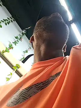 bull Giant online show from December 12, 2024, 8:03 am