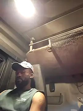 bull Giant online show from September 19, 2025, 11:05 pm