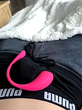 Snapshot of geilehecke1 chatting on February 25, 2025, 8:36 am geilehecke1 online show from February 25, 2025, 8:36 am