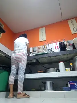 Snapshot of katysquirtdirty chatting on February 16, 2026, 10:00 am katysquirtdirty online show from February 16, 2026, 10:00 am