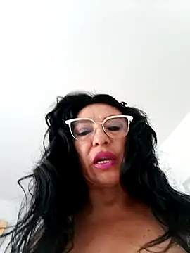 katysquirtdirty online show from May 8, 2026, 1:16 pm